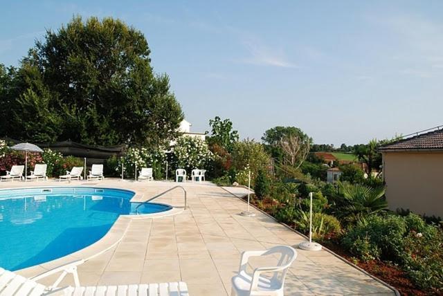 Bungalow Leo Савудрия Экстерьер фото
