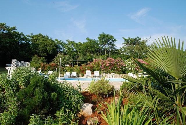 Bungalow Leo Савудрия Экстерьер фото